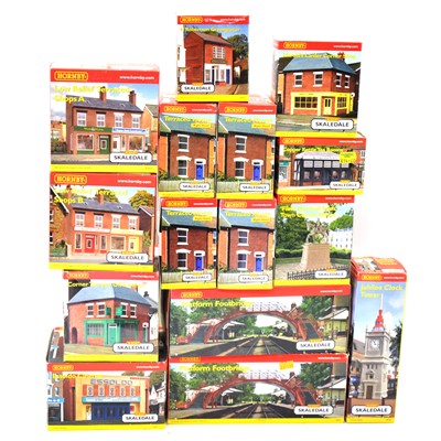 Lot 324 - Fifteen Hornby OO gauge Skaledale buildings, boxed