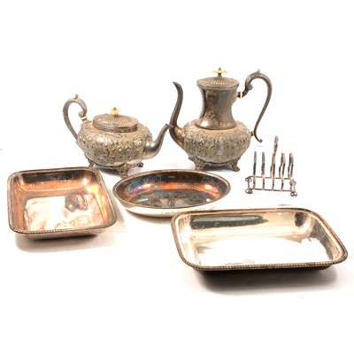 Lot 126 - Edwardian plated oval breakfast dish, width...
