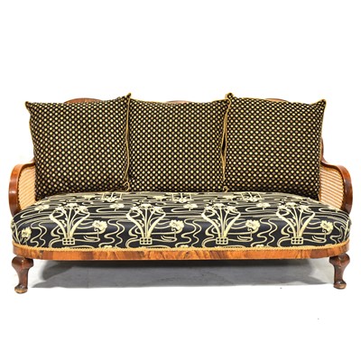 Lot 461 - 1930s three-piece walnut bergere lounge suite