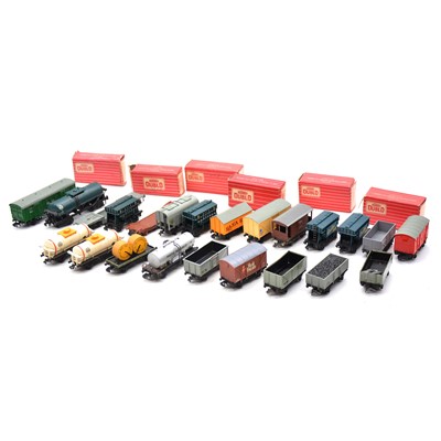 Lot 290 - Twenty-three OO gauge rolling stock, including Hornby Dublo, Wrenn, Graham Farish and others
