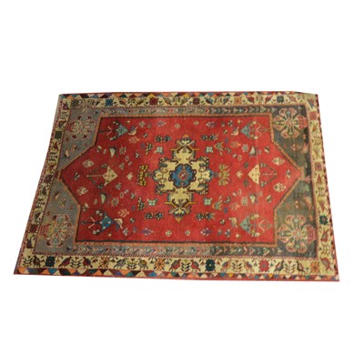 Lot 472 - Persian wool rug