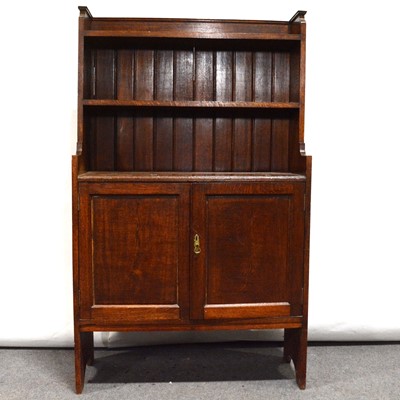 Lot 416 - Edwardian small oak dresser