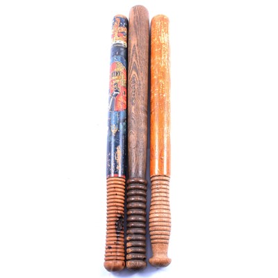 Lot 153 - George |V 1820 painted truncheon, 45cm, Plain...