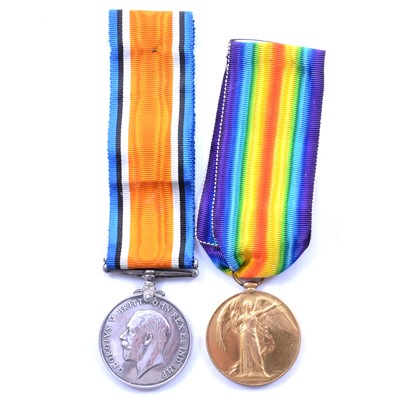 Lot 305 - Medals - WW1 pair.