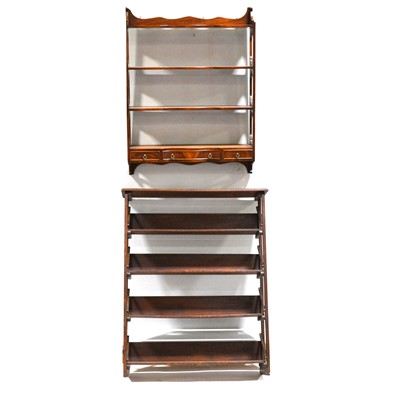Lot 391 - Two sets of wall shelves