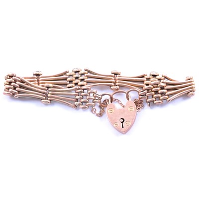 Lot 315 - A rose metal gate link bracelet.