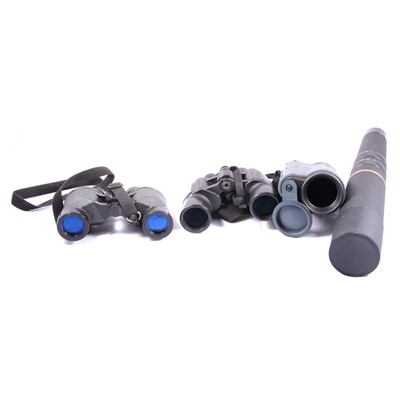 Lot 201 - Bausch & Lomb 'The Disoverer' telescope, boxed, two binoculars and a spotter