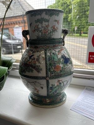 Lot 39 - Chinese famille verte vase