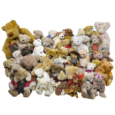Lot 292 - Sixty-two modern bears.