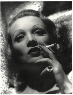 Lot 3 - Collection of Vintage Hollywood movie star autographs