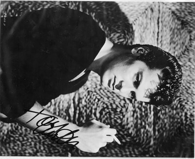Lot 3 - Collection of Vintage Hollywood movie star autographs