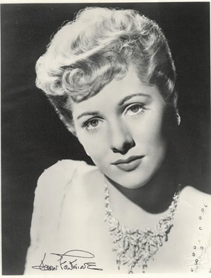 Lot 3 - Collection of Vintage Hollywood movie star autographs